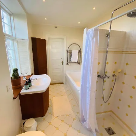 Bed & Breakfast Lehnshoj 3*